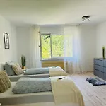 Albglueck 1 Hechingen, 2 Schlafzimmer, Bis 5 Personen, Burg 5 Km شقة *