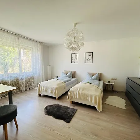 Albglueck 1 Hechingen, 2 Schlafzimmer, Bis 5 Personen, Burg 5 Km 公寓