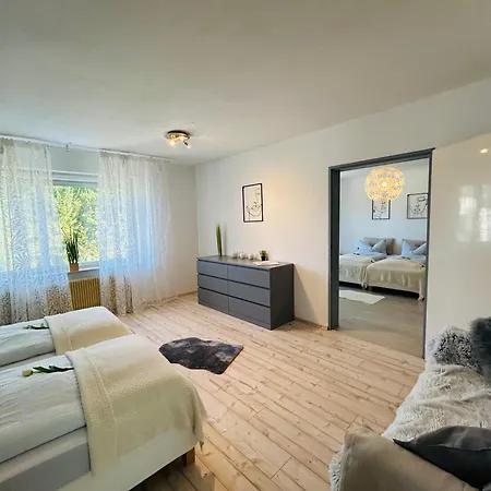 Albglueck 1 Hechingen, 2 Schlafzimmer, Bis 5 Personen, Burg 5 Km * Hechingen