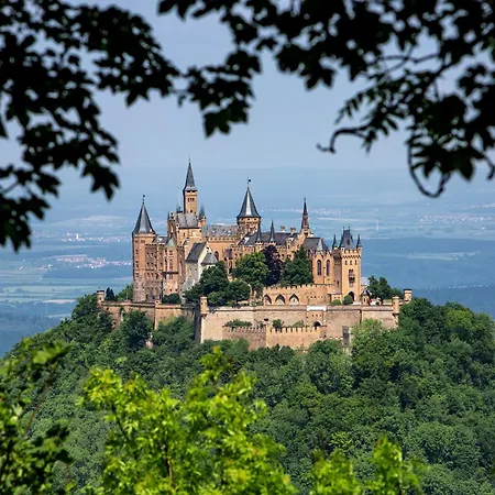 Albglueck 1 Hechingen, 2 Schlafzimmer, Bis 5 Personen, Burg 5 Km 公寓 *