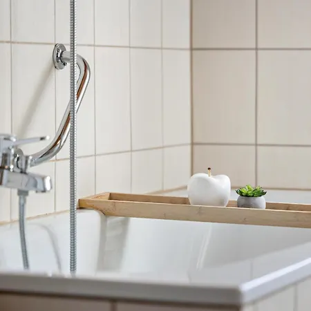 Albglueck 1 Hechingen, 2 Schlafzimmer, Bis 5 Personen, Burg 5 Km * 赫辛根